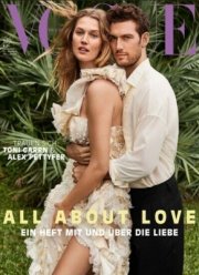 VOGUE Halbjahresabo (6 Ausgaben) + 45 Euro Amazon Gutschein