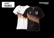 WM Motiv T-Shirts von Manguun bei Galeria Kaufhof f&uuml;r 13,95&euro; statt 18,94&euro;