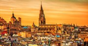 Zentral in Madrid mit Stadtf&uuml;hrung ab 89&euro;